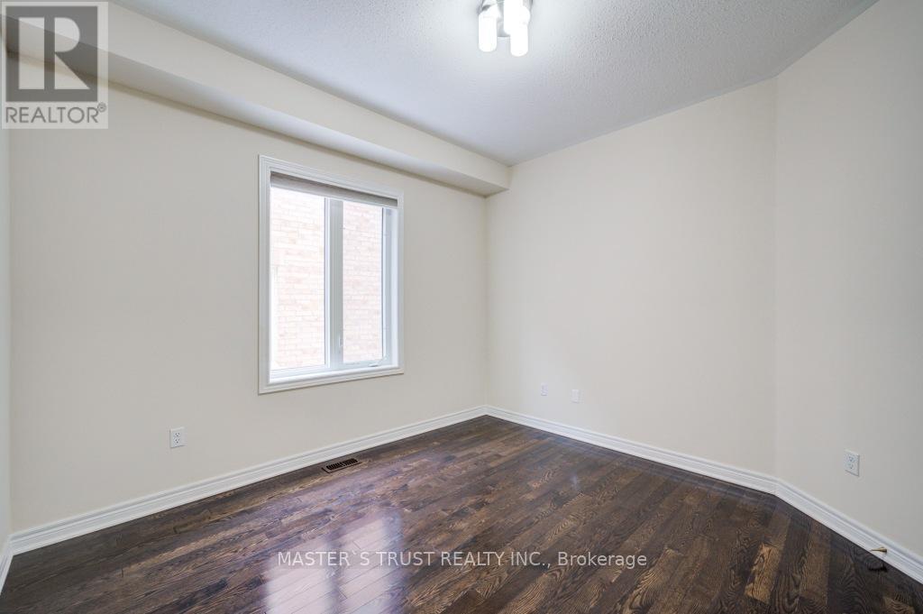 1189 Atkins Drive, Newmarket, Ontario  L3X 0E1 - Photo 7 - N12211746