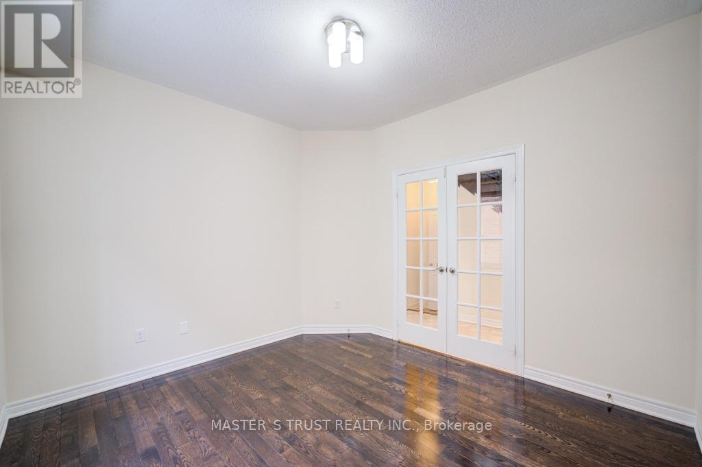 1189 Atkins Drive, Newmarket, Ontario  L3X 0E1 - Photo 8 - N12211746