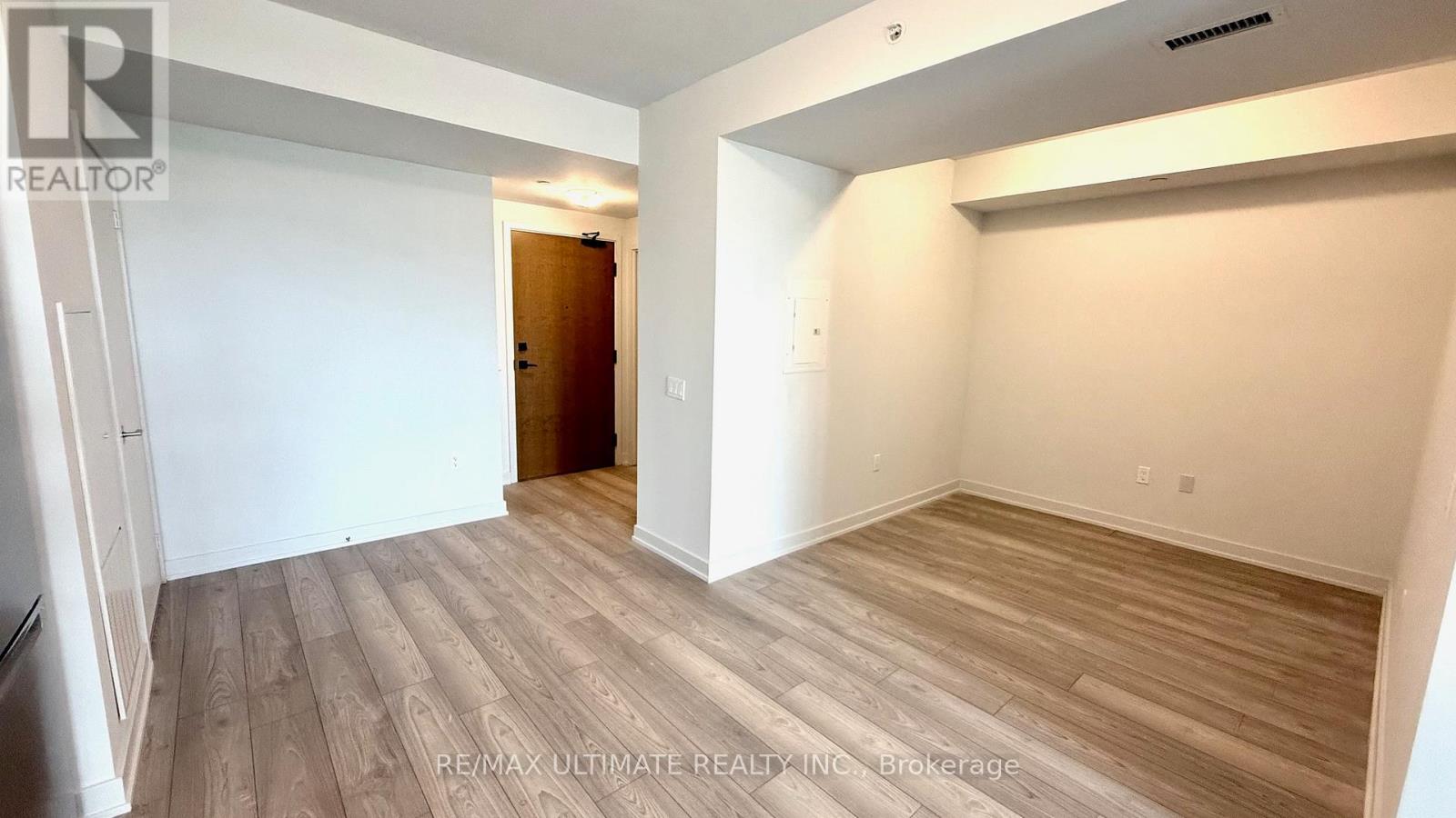 704 - 2920 Highway 7 Road, Vaughan, Ontario  L4K 0P4 - Photo 18 - N12211756