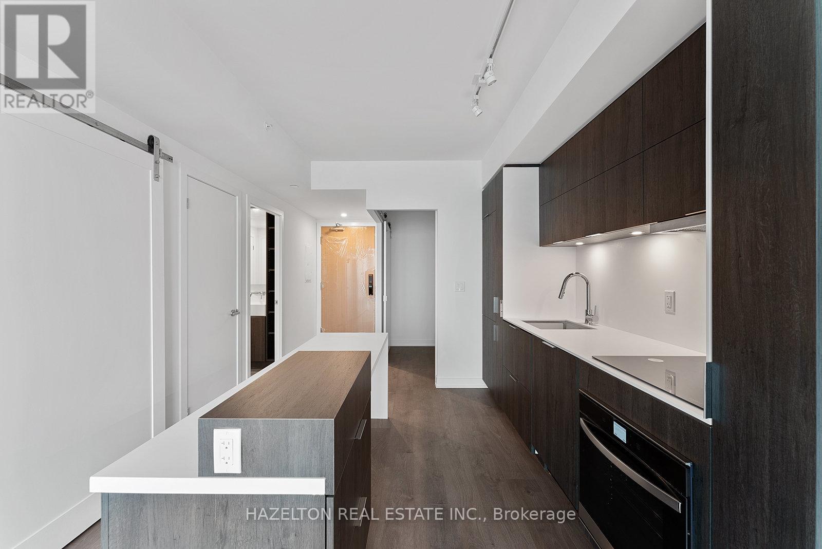 1804 - 370 Martha Street, Burlington, Ontario  L7R 0G9 - Photo 15 - W12211765