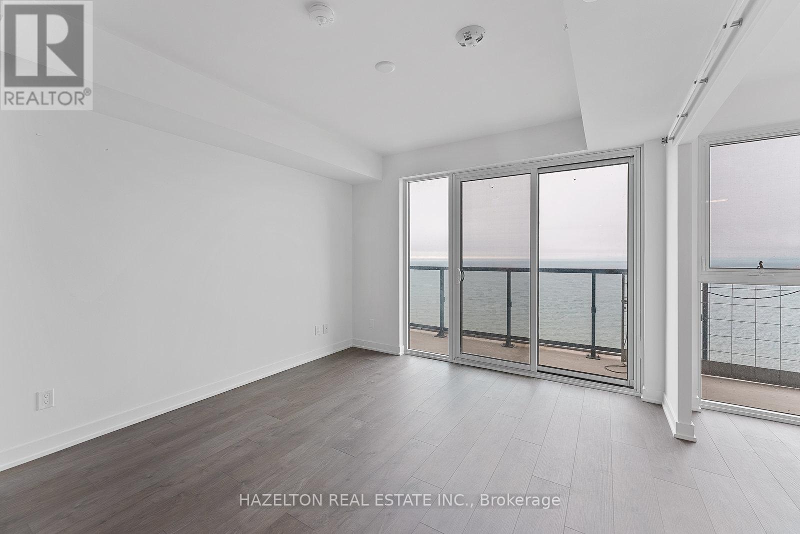1804 - 370 Martha Street, Burlington, Ontario  L7R 0G9 - Photo 16 - W12211765