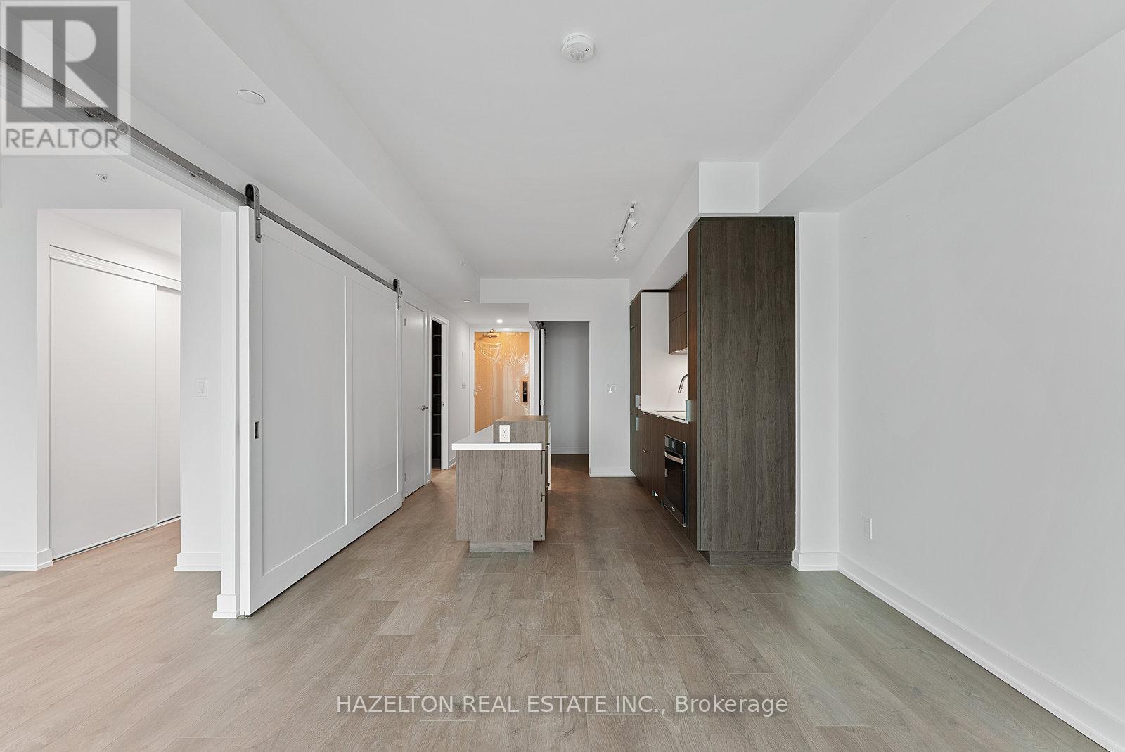 1804 - 370 Martha Street, Burlington, Ontario  L7R 0G9 - Photo 23 - W12211765