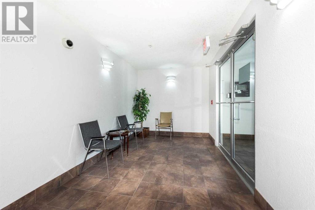 Property at 2416, 6224 17 Avenue SE image 5