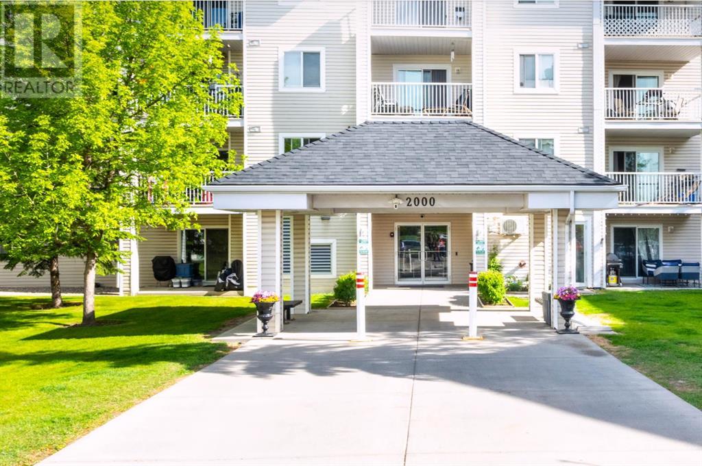 Property at 2416, 6224 17 Avenue SE image 3