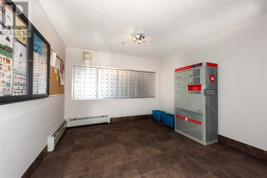 Property at 2416, 6224 17 Avenue SE image 4