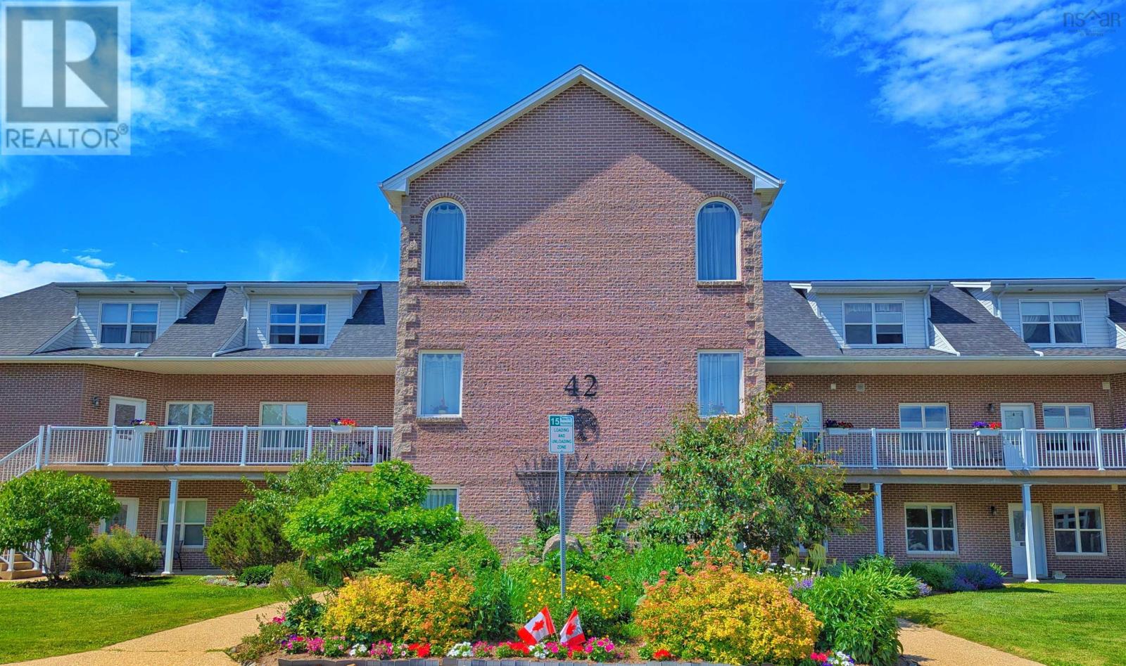 302 42 Bigelow Street, Wolfville, Nova Scotia  B4P 0A4 - Photo 1 - 202513385