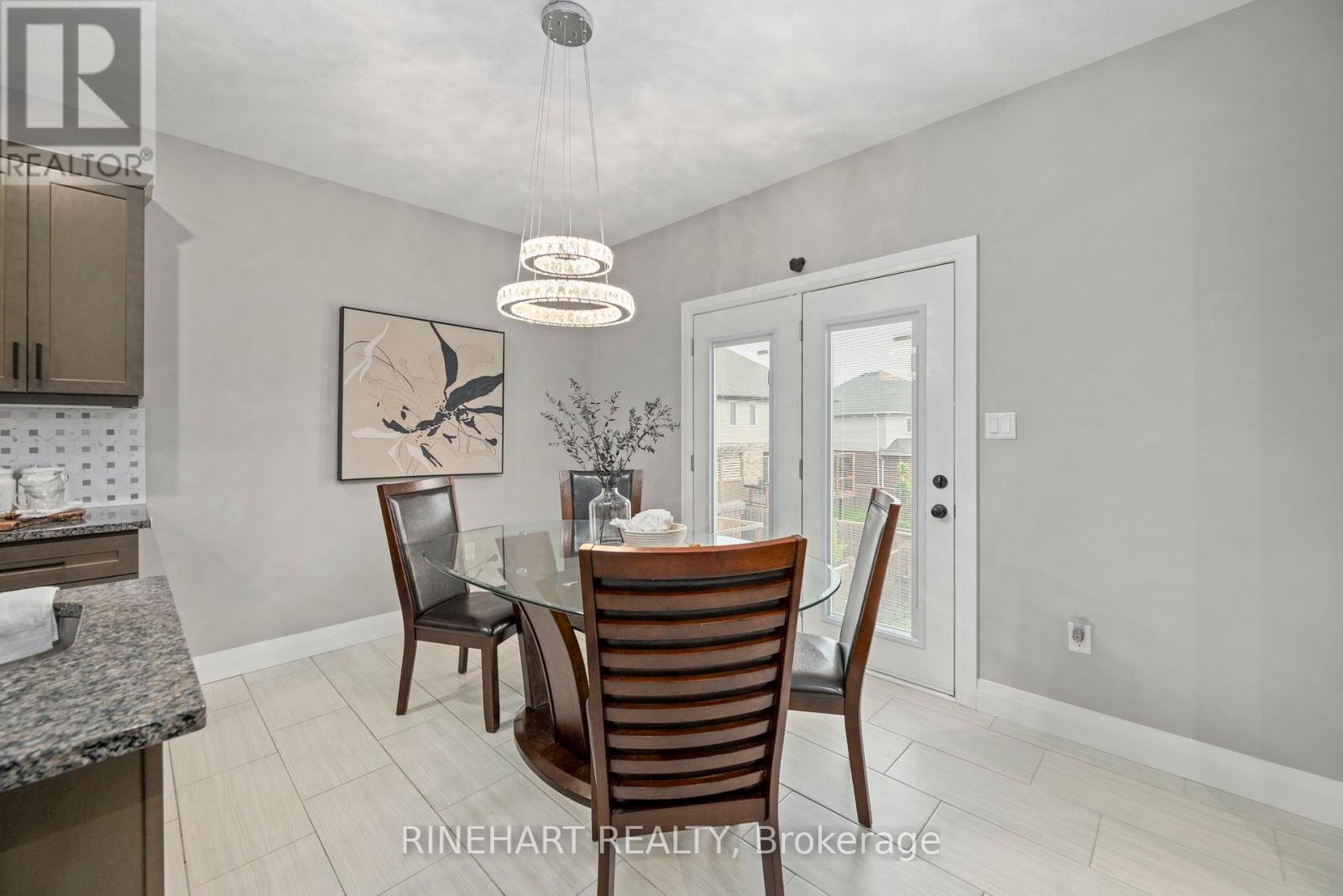 2512 Holbrook Drive, London South, Ontario  N6M 0E6 - Photo 9 - X12211787