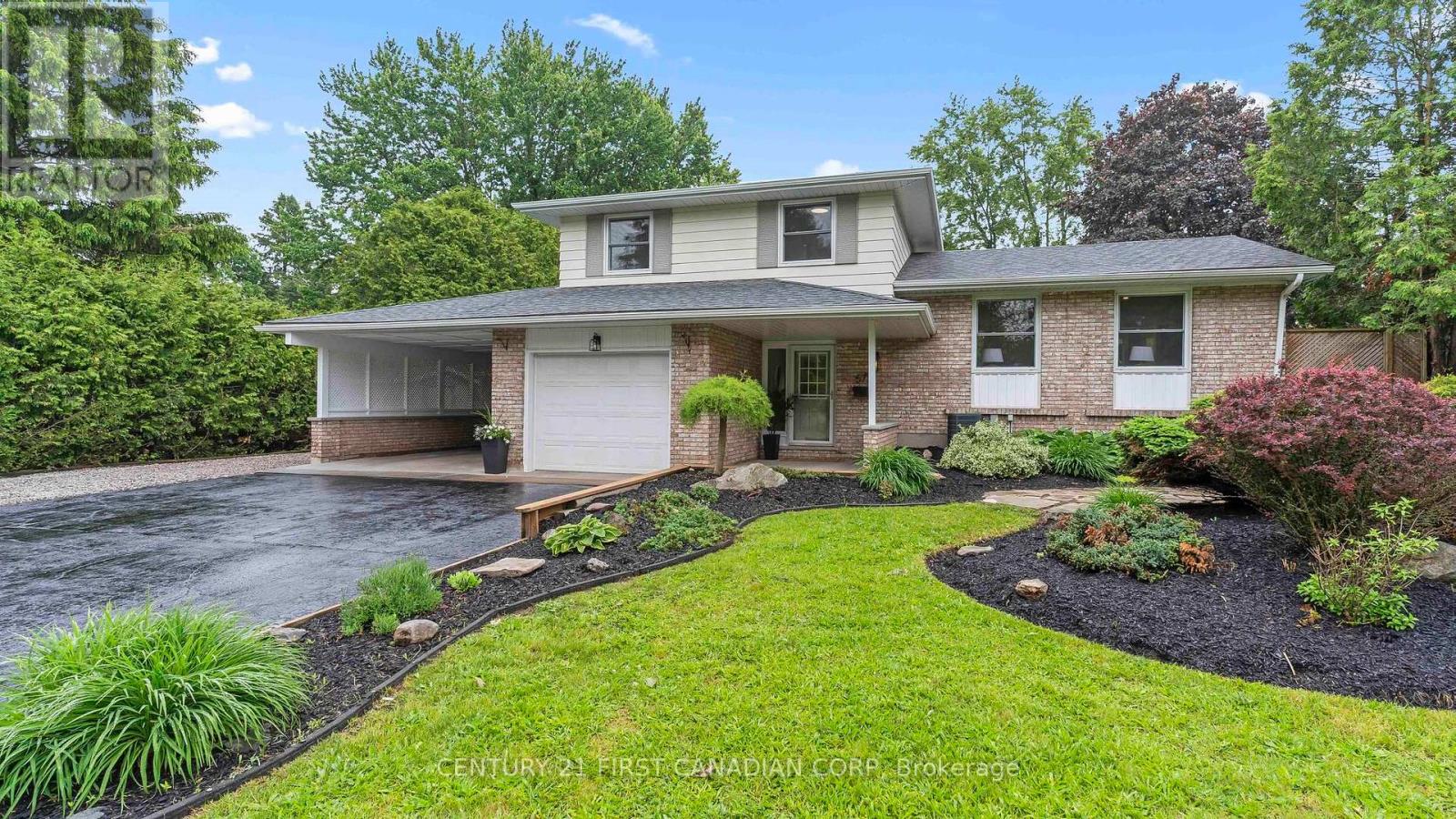 573 CHURCHILL CRESCENT, Strathroy-Caradoc, Ontario