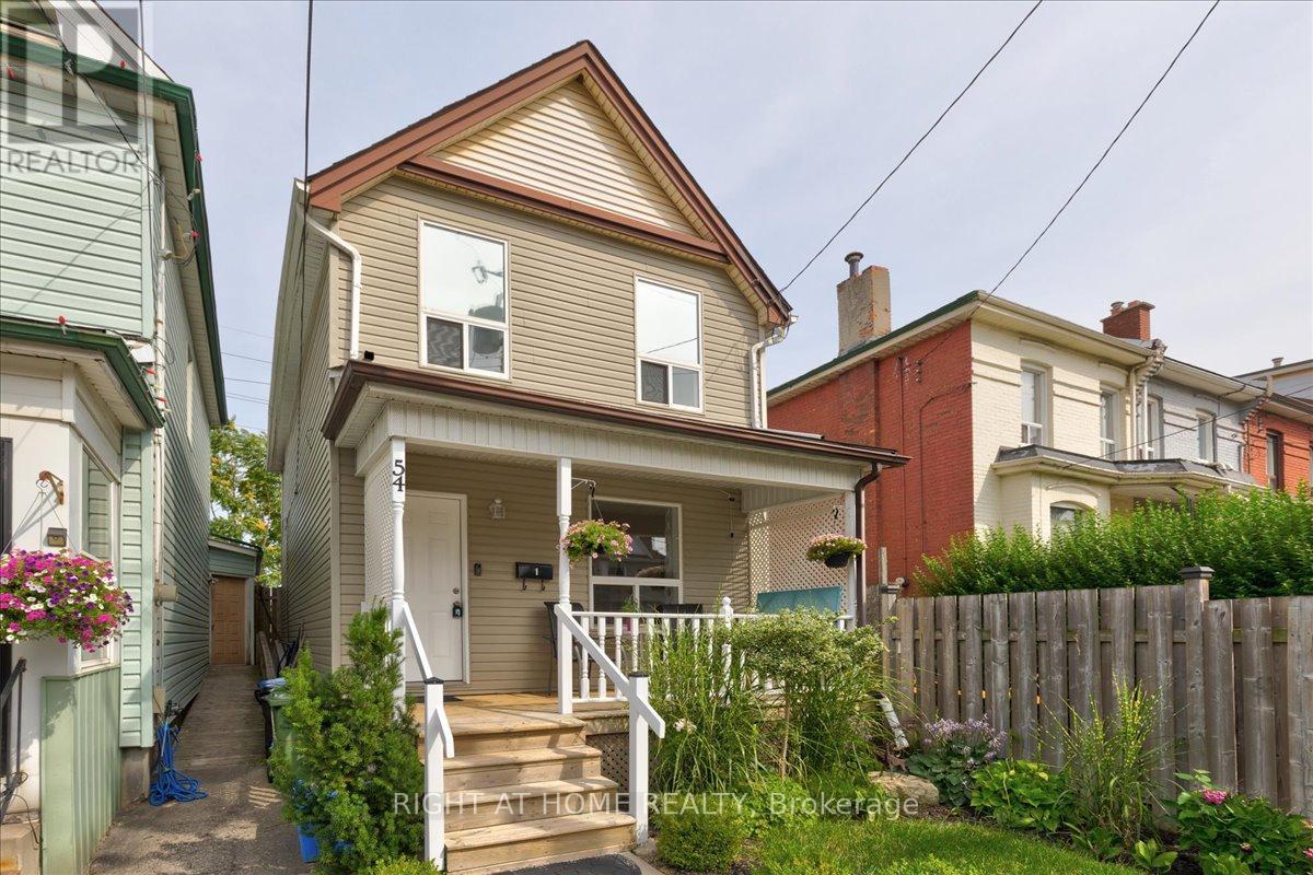 54 FULLERTON AVENUE, hamilton (gibson), Ontario