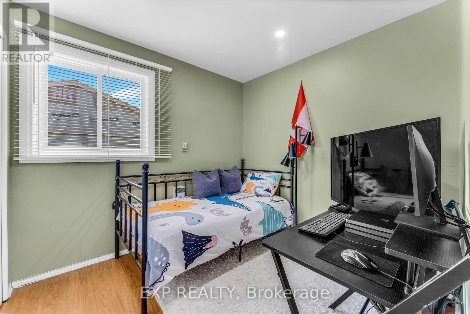 178 Silver Aspen Crescent, Kitchener, Ontario  N2N 1J1 - Photo 18 - X12211747