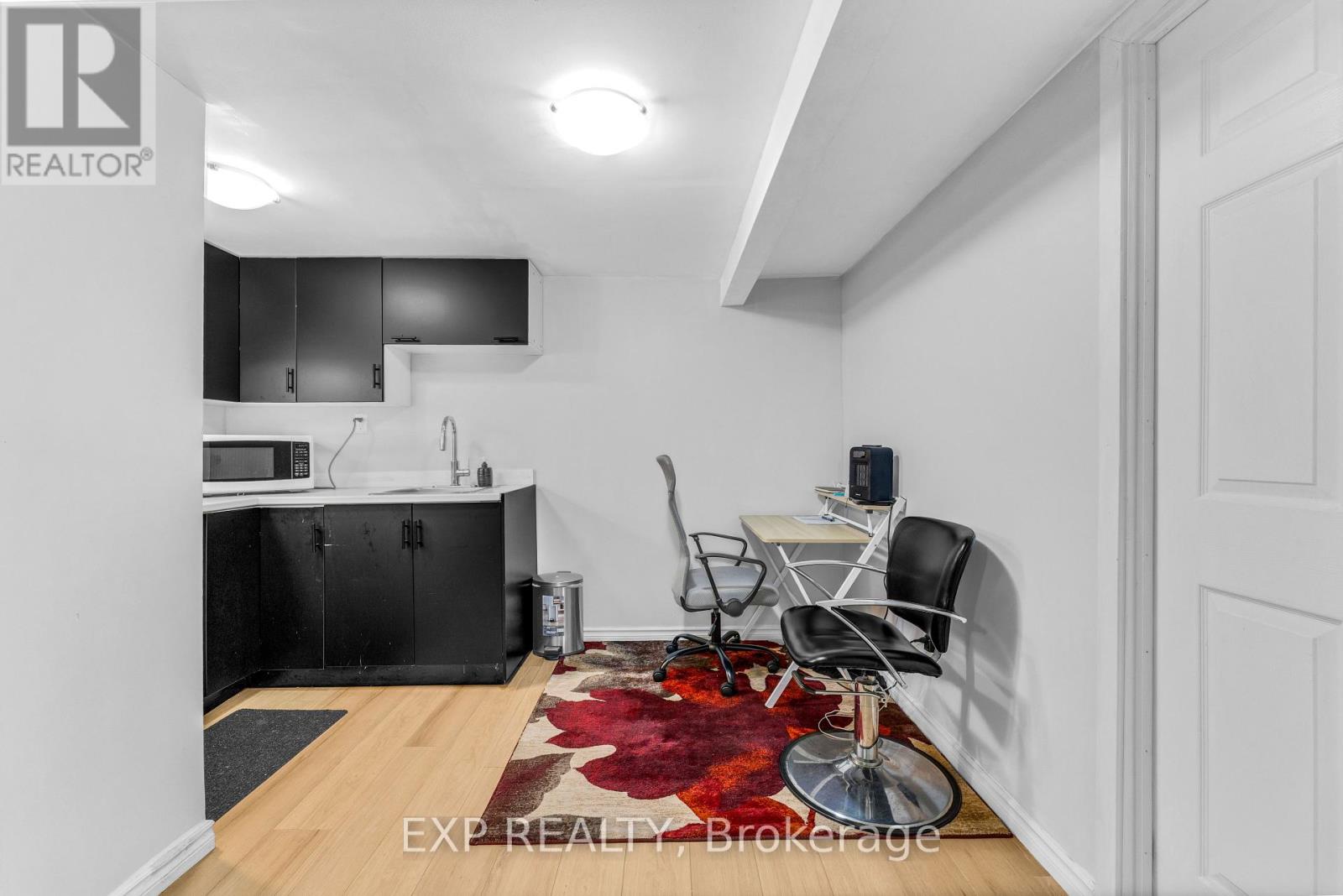 178 Silver Aspen Crescent, Kitchener, Ontario  N2N 1J1 - Photo 23 - X12211747