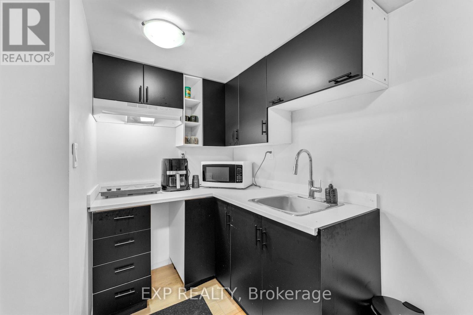 178 Silver Aspen Crescent, Kitchener, Ontario  N2N 1J1 - Photo 24 - X12211747