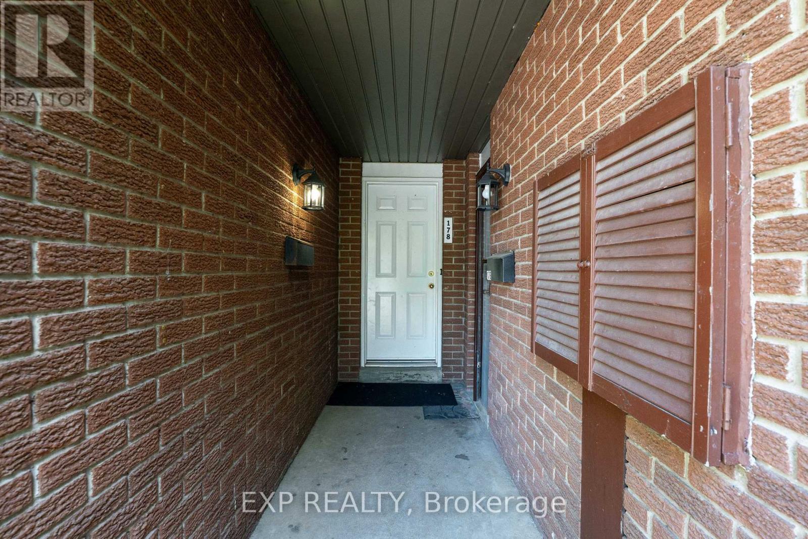 178 Silver Aspen Crescent, Kitchener, Ontario  N2N 1J1 - Photo 7 - X12211747