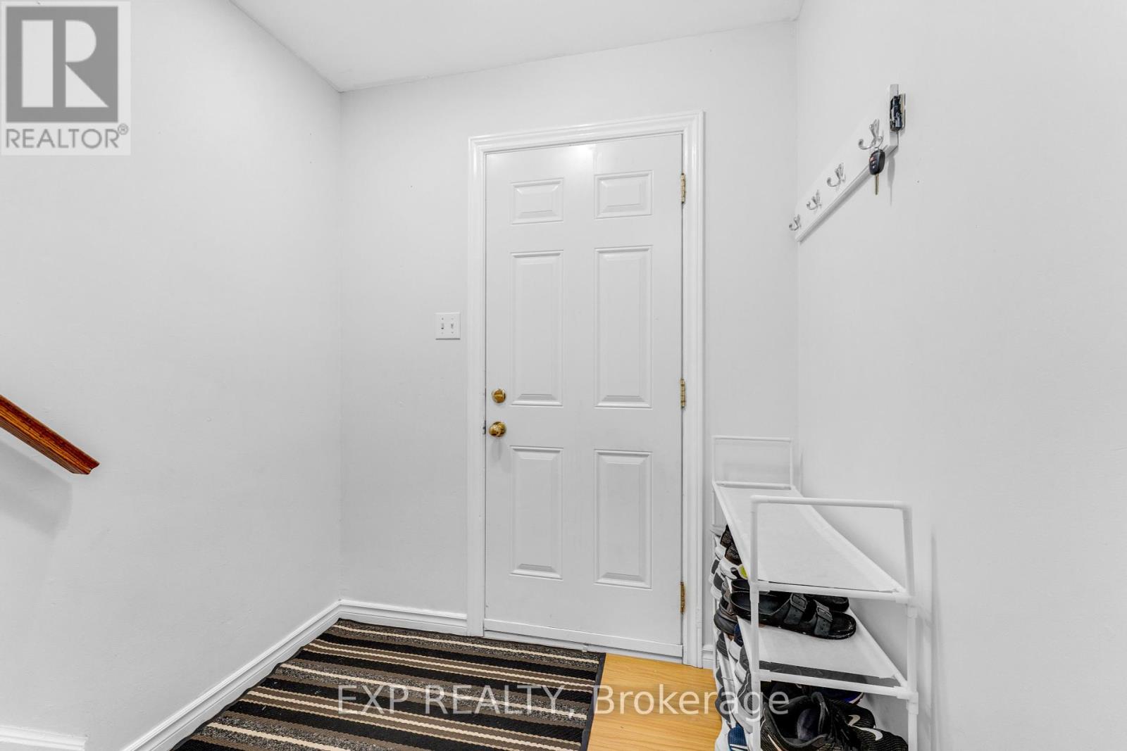 178 Silver Aspen Crescent, Kitchener, Ontario  N2N 1J1 - Photo 8 - X12211747