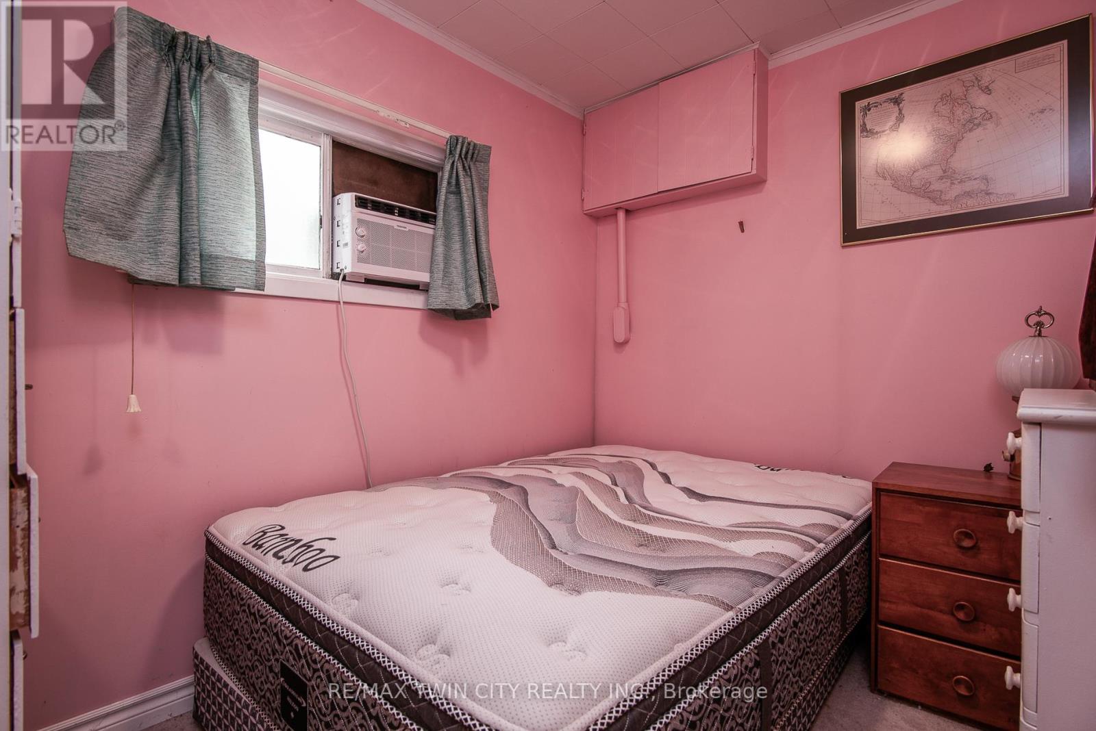 1002 Tenth Street, Centre Wellington, Ontario  N0B 1J0 - Photo 24 - X12211759