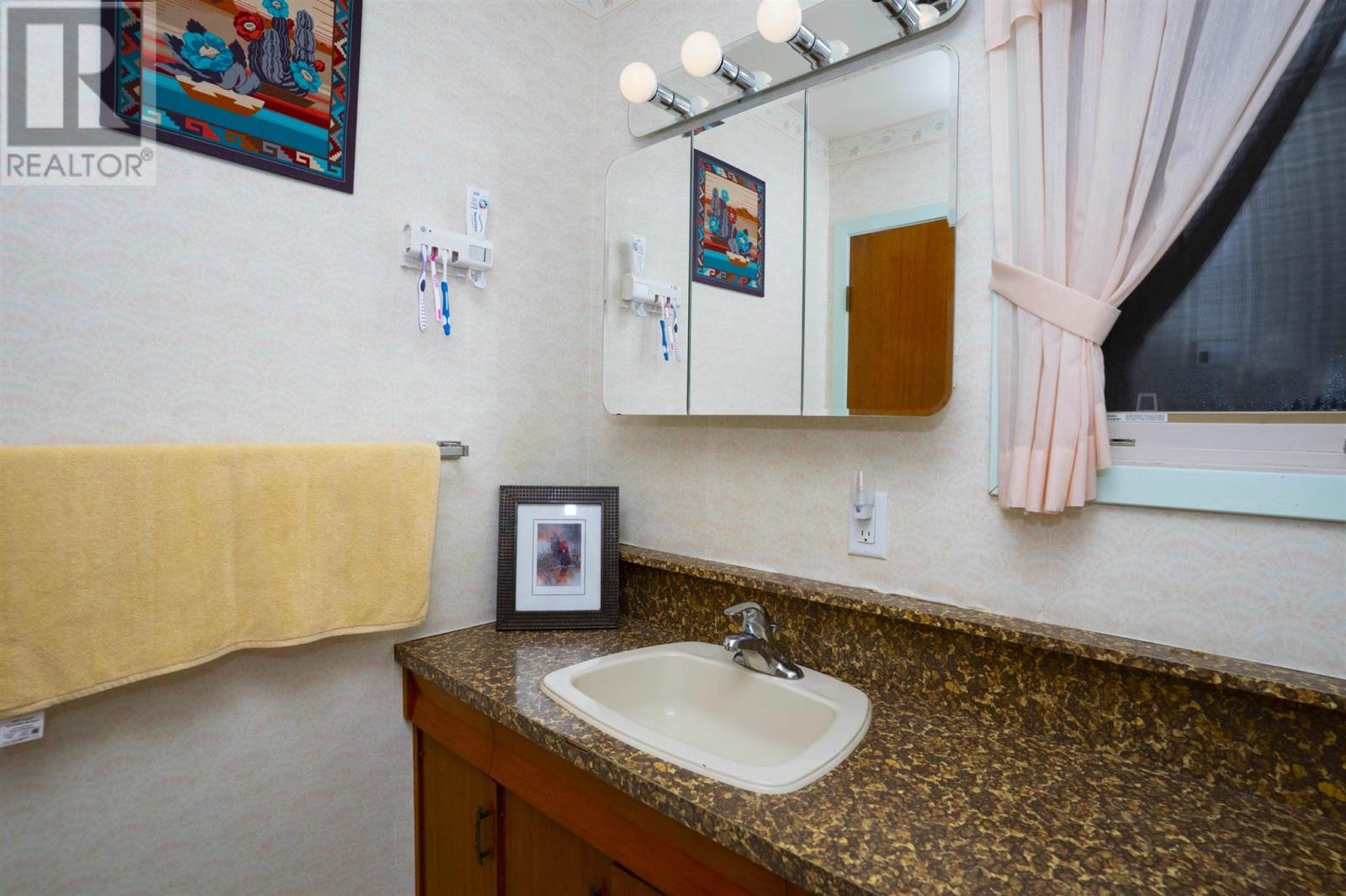 429 Elliott St, Thunder Bay, Ontario  P7A 1N4 - Photo 18 - TB251392