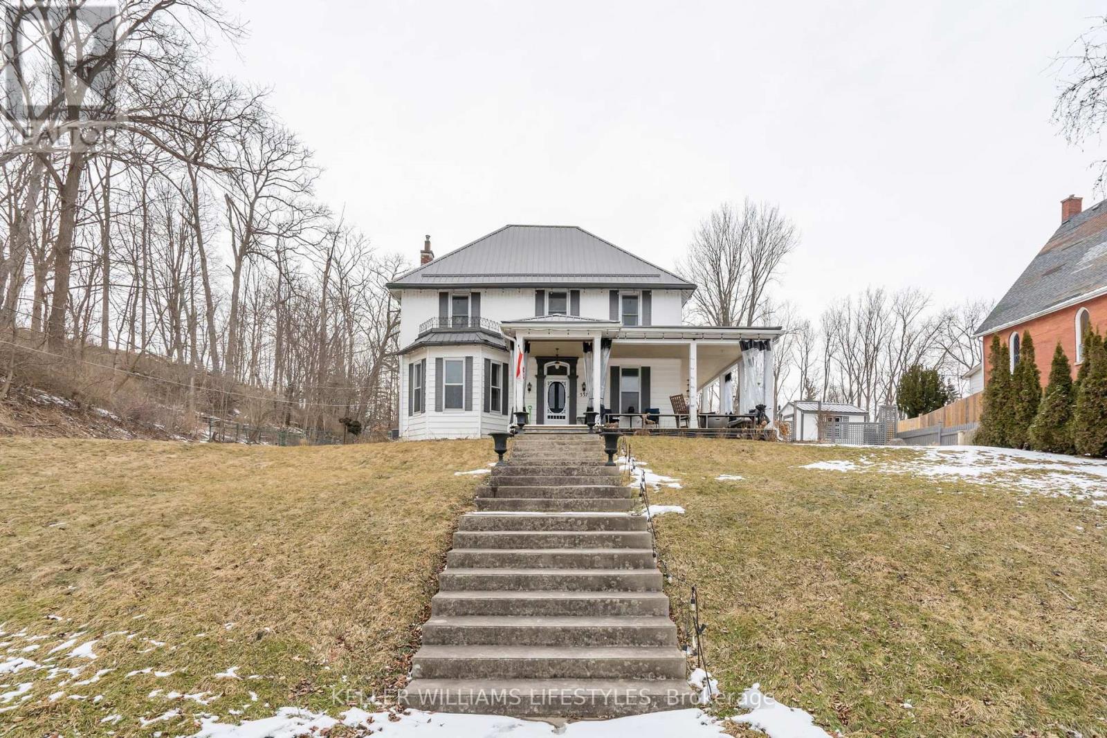 337 George Street, Central Elgin, Ontario  N5L 1C5 - Photo 2 - X12024447