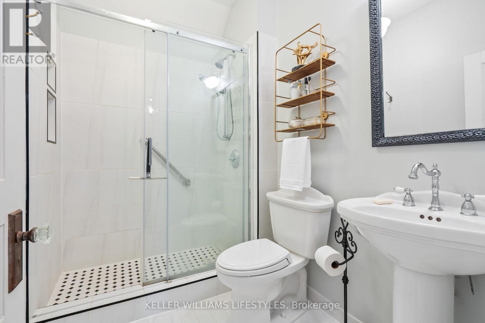337 George Street, Central Elgin, Ontario  N5L 1C5 - Photo 40 - X12024447