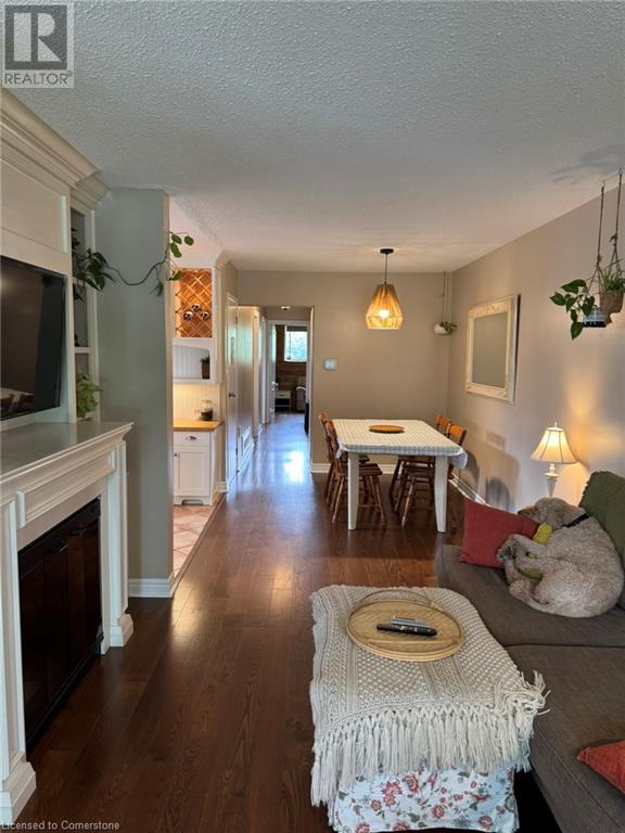 18 Gulliver Crescent, Brampton, Ontario  L6S 1S9 - Photo 7 - 40739881