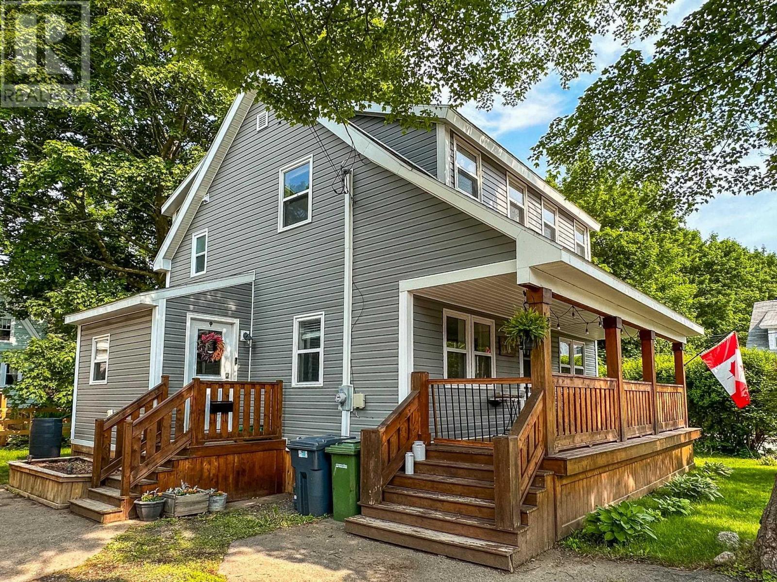 Property at 12 Crescent Avenue image 2