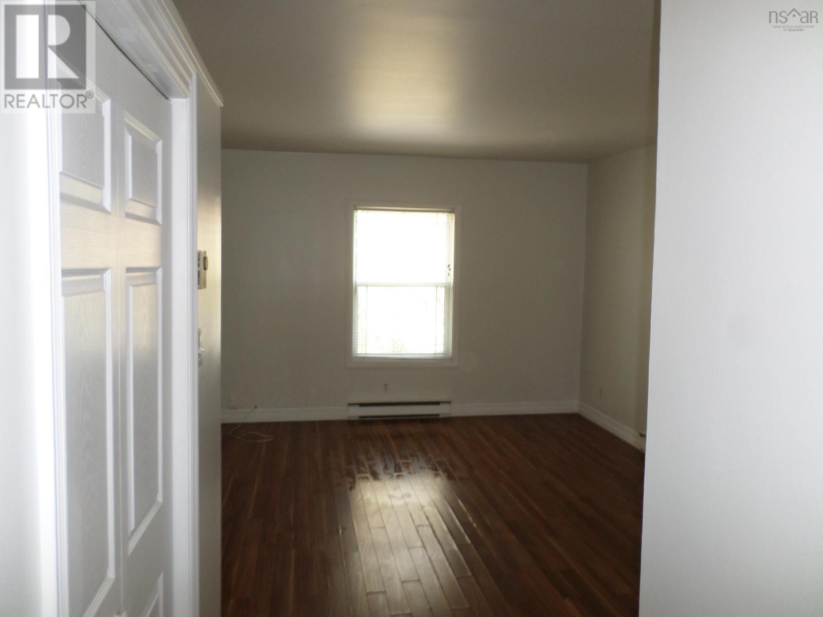 85 Whitney Avenue, Sydney, Nova Scotia  B1P 4Z8 - Photo 17 - 202514171