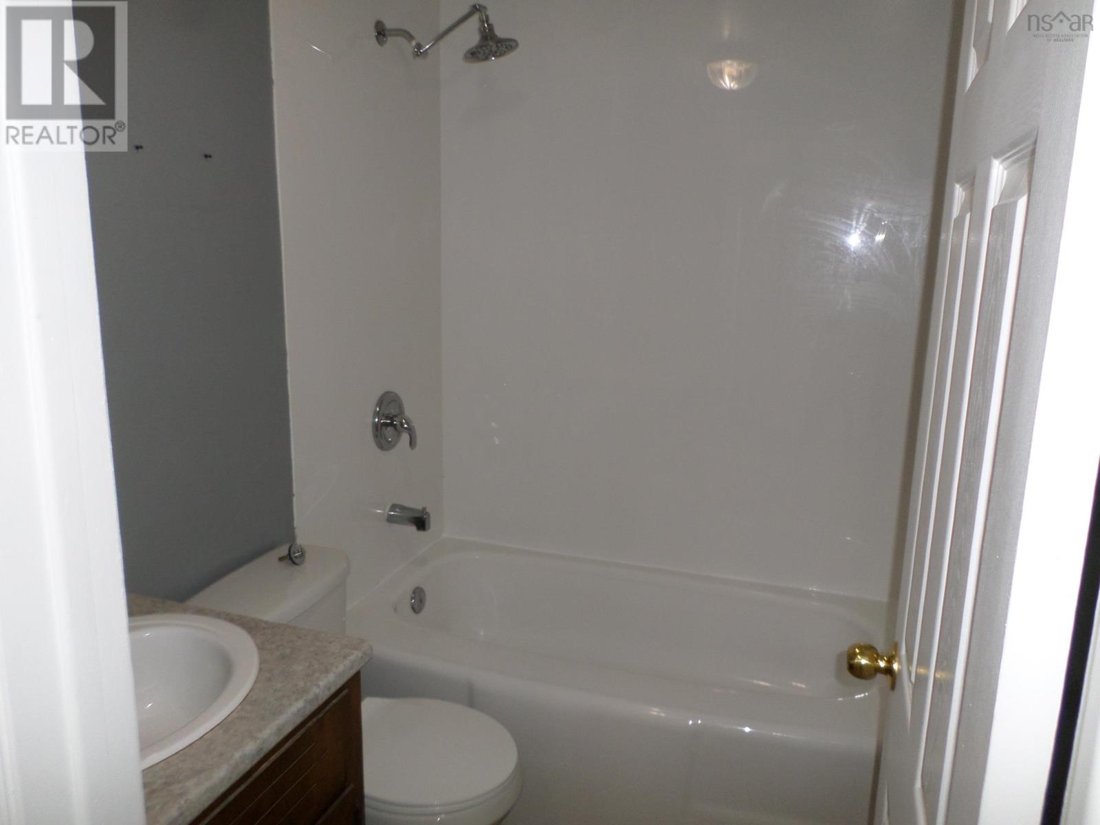 85 Whitney Avenue, Sydney, Nova Scotia  B1P 4Z8 - Photo 22 - 202514171