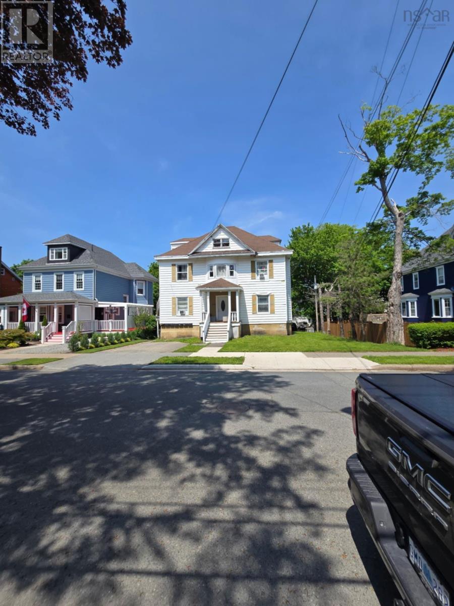 85 Whitney Avenue, Sydney, Nova Scotia  B1P 4Z8 - Photo 2 - 202514171