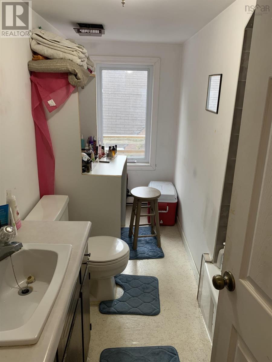 85 Whitney Avenue, Sydney, Nova Scotia  B1P 4Z8 - Photo 21 - 202514171