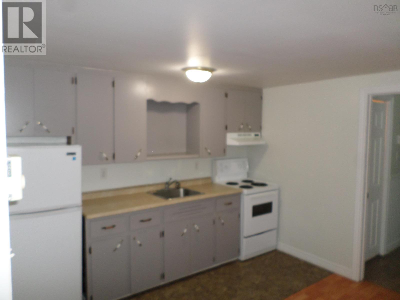 85 Whitney Avenue, Sydney, Nova Scotia  B1P 4Z8 - Photo 9 - 202514171