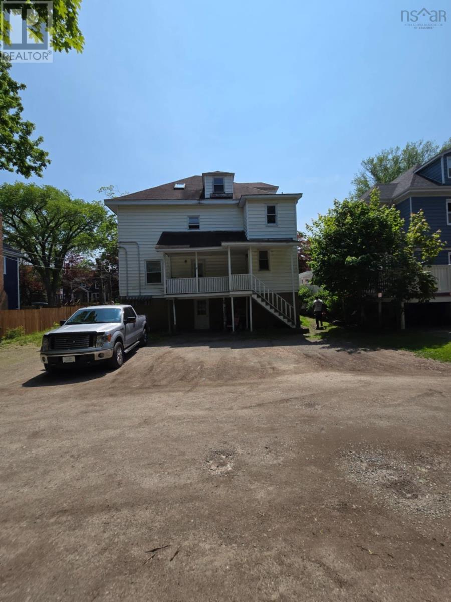 85 Whitney Avenue, Sydney, Nova Scotia  B1P 4Z8 - Photo 4 - 202514171