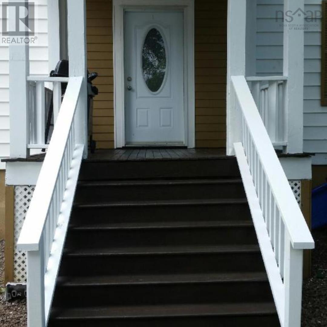 85 Whitney Avenue, Sydney, Nova Scotia  B1P 4Z8 - Photo 6 - 202514171