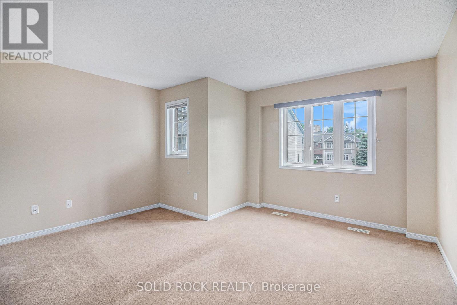 342 Gotham Private, Ottawa, Ontario  K2C 4G7 - Photo 18 - X12211781