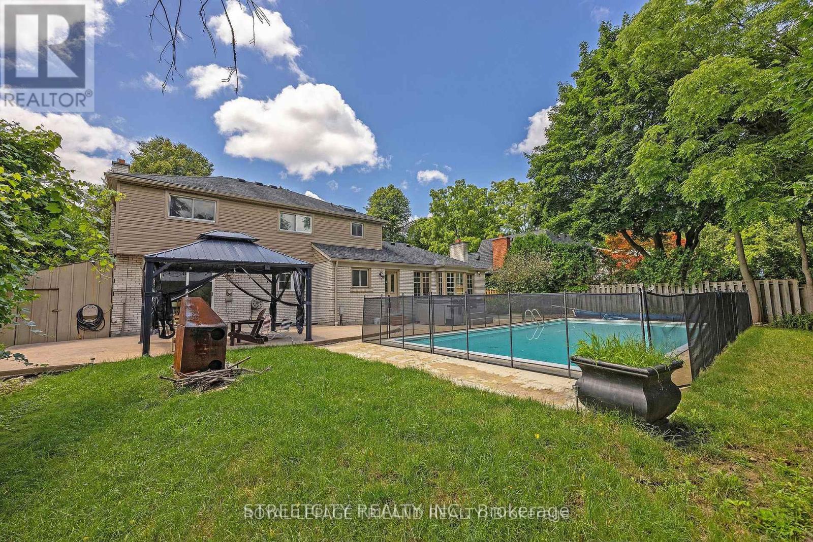 69 Shavian Boulevard, London North, Ontario  N6G 2P4 - Photo 27 - X12183835