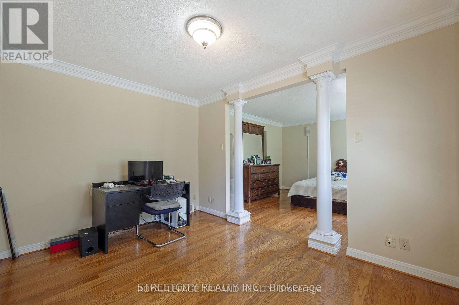 69 Shavian Boulevard, London North, Ontario  N6G 2P4 - Photo 8 - X12183835