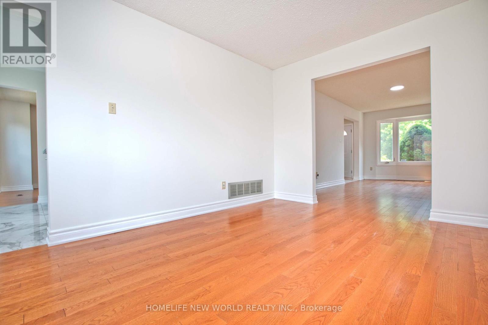 53 Sanwood Boulevard, Toronto, Ontario  M1V 3L6 - Photo 6 - E12211778