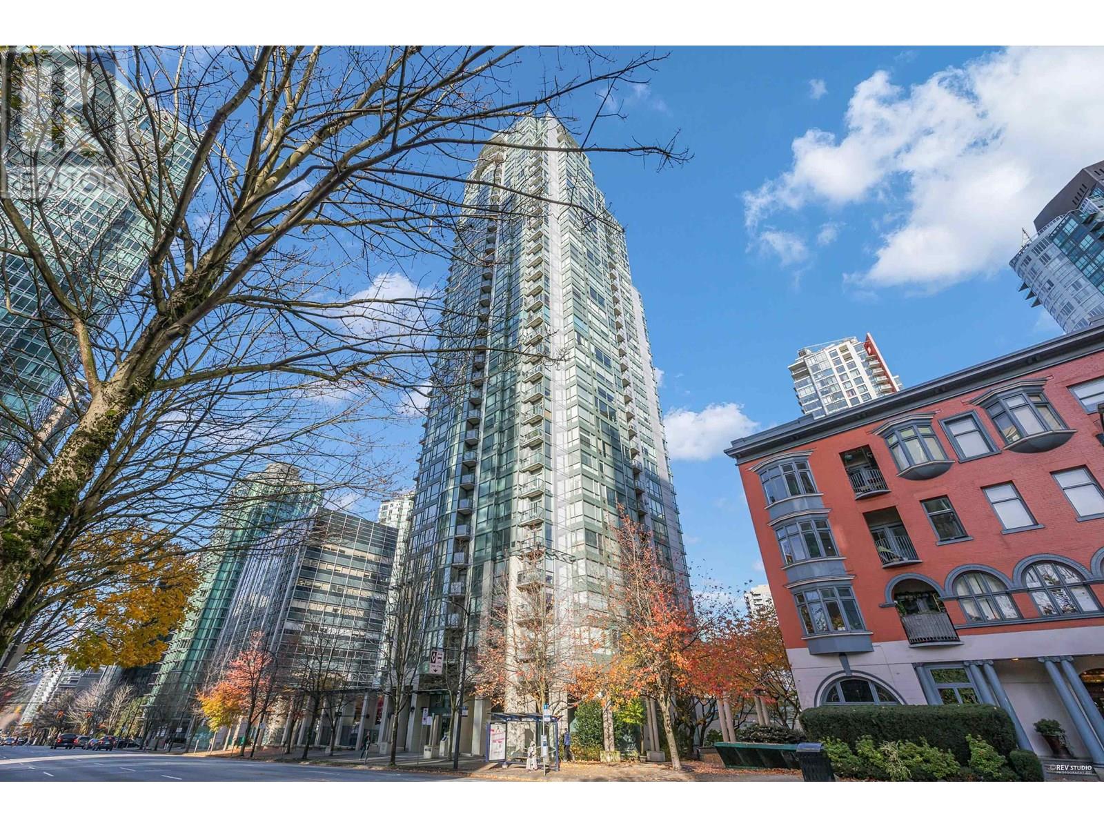 3208 1239 W GEORGIA STREET, Vancouver, British Columbia