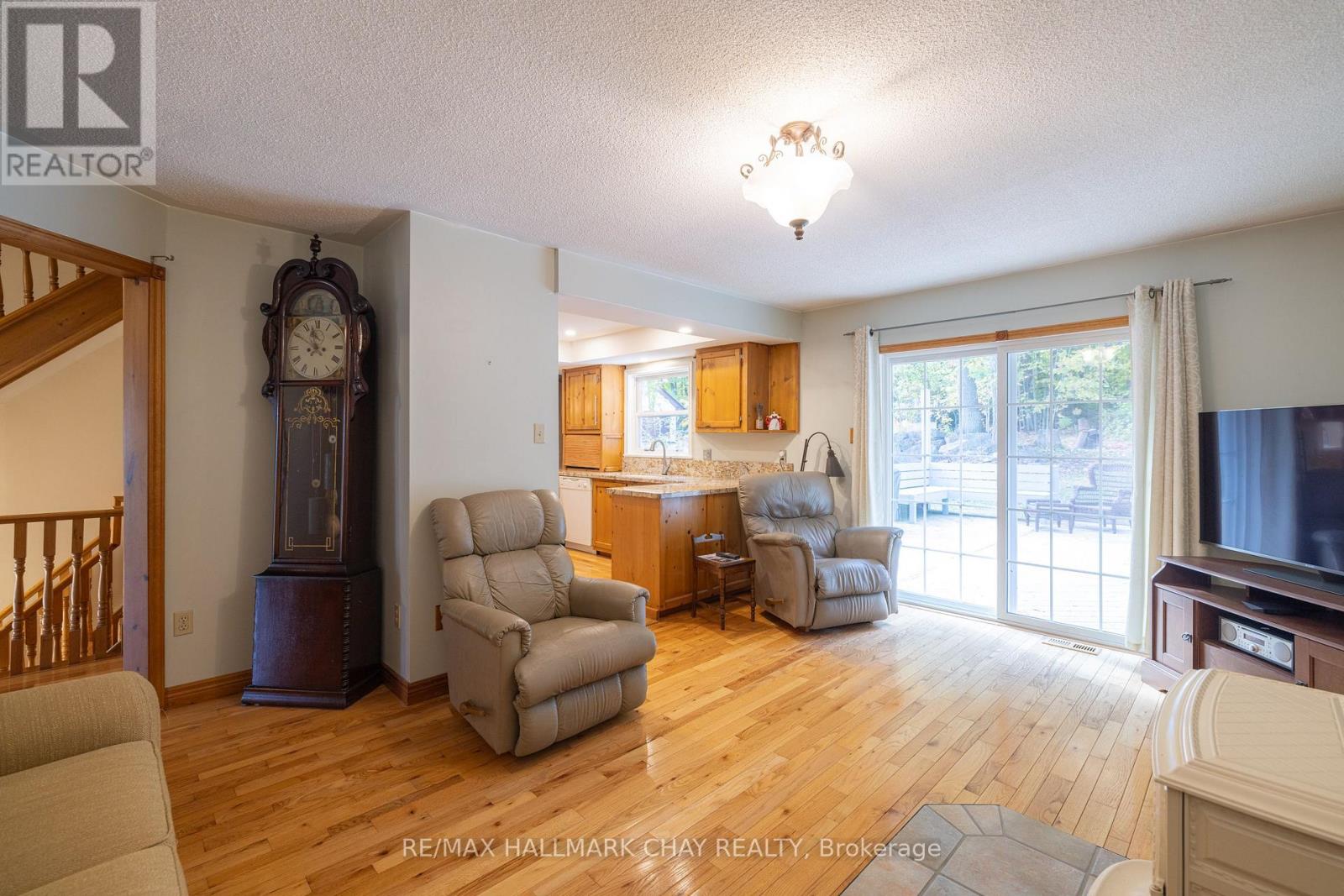 372 Lakewood Drive, Midland, Ontario  L4R 5H5 - Photo 19 - S12211792