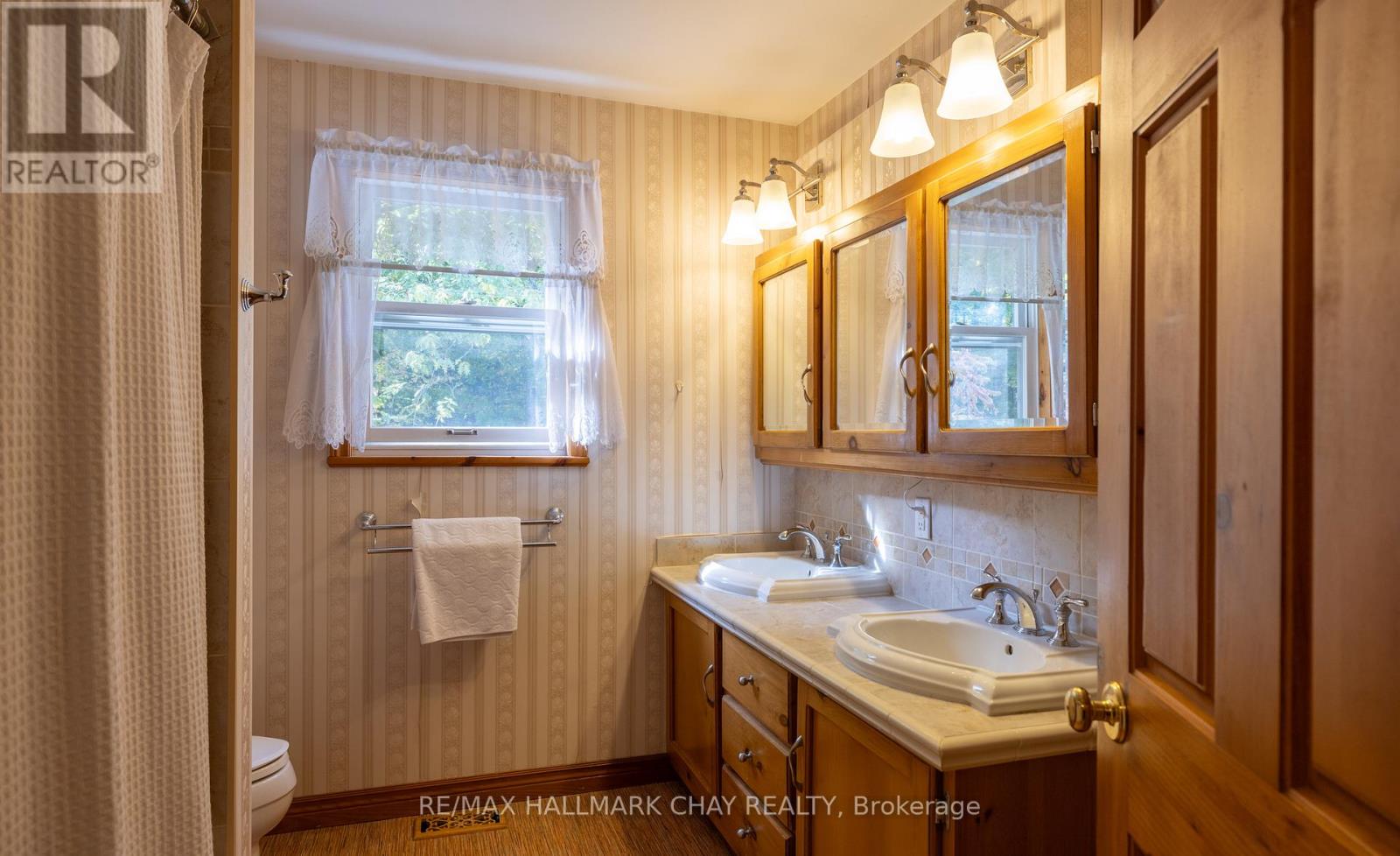 372 Lakewood Drive, Midland, Ontario  L4R 5H5 - Photo 27 - S12211792