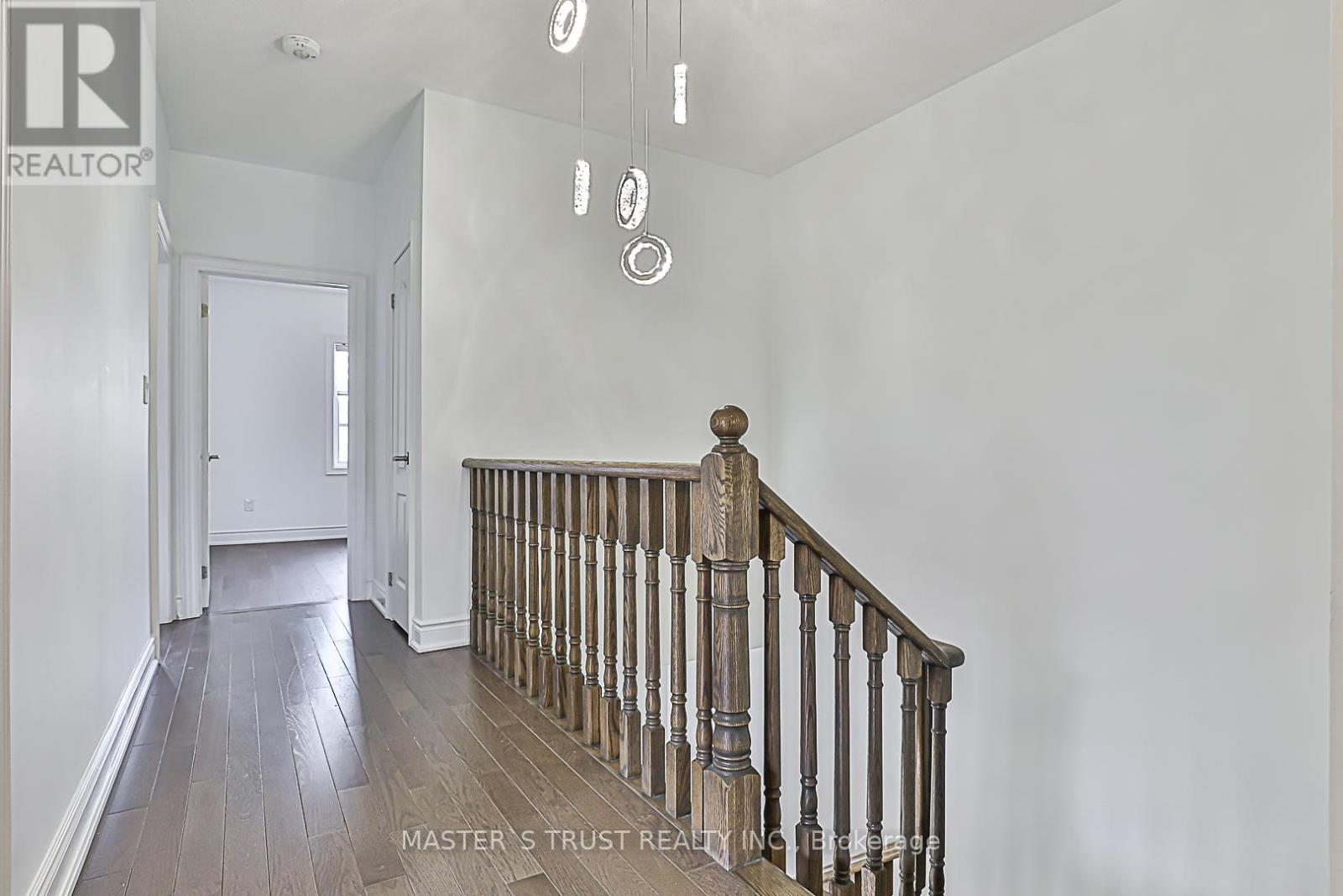 172 Paradelle Drive, Richmond Hill, Ontario  L4E 1E7 - Photo 12 - N12211615
