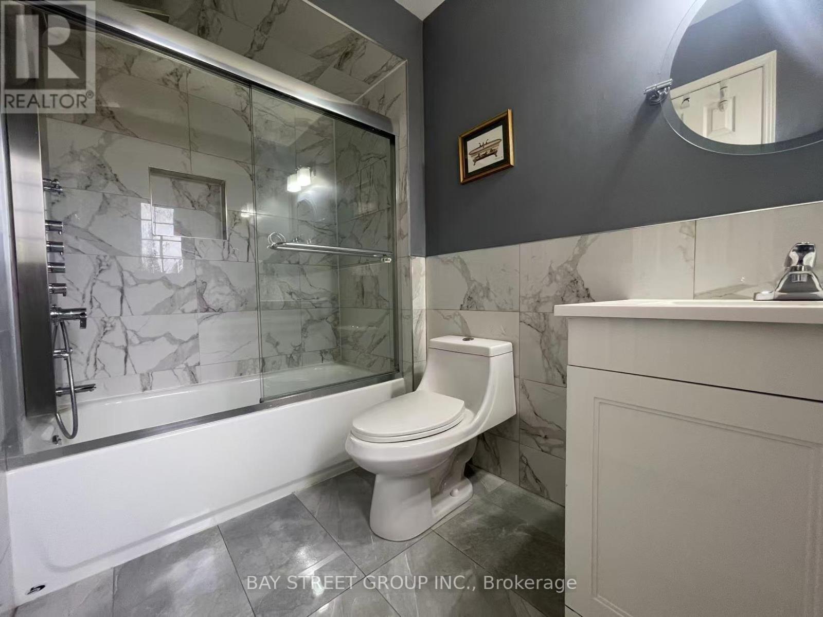 5751 Prairie Circle, Mississauga, Ontario  L5N 6B5 - Photo 19 - W12157764