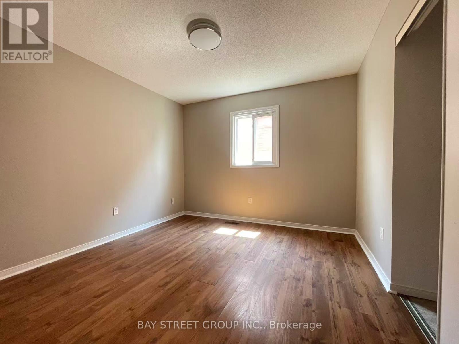 5751 Prairie Circle, Mississauga, Ontario  L5N 6B5 - Photo 18 - W12157764
