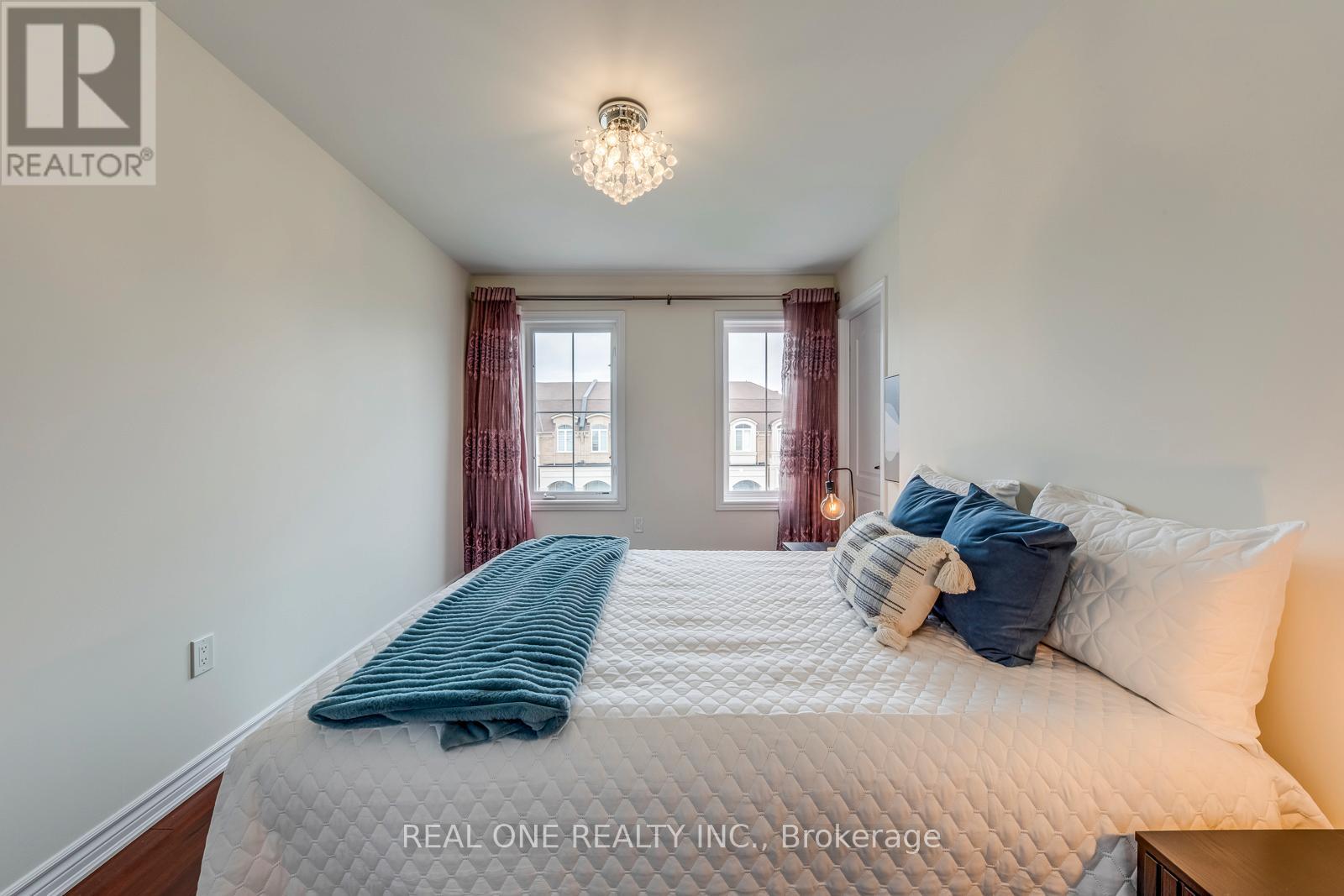 115 Preston Meadow Avenue, Mississauga, Ontario  L4Z 0C3 - Photo 40 - W12208865