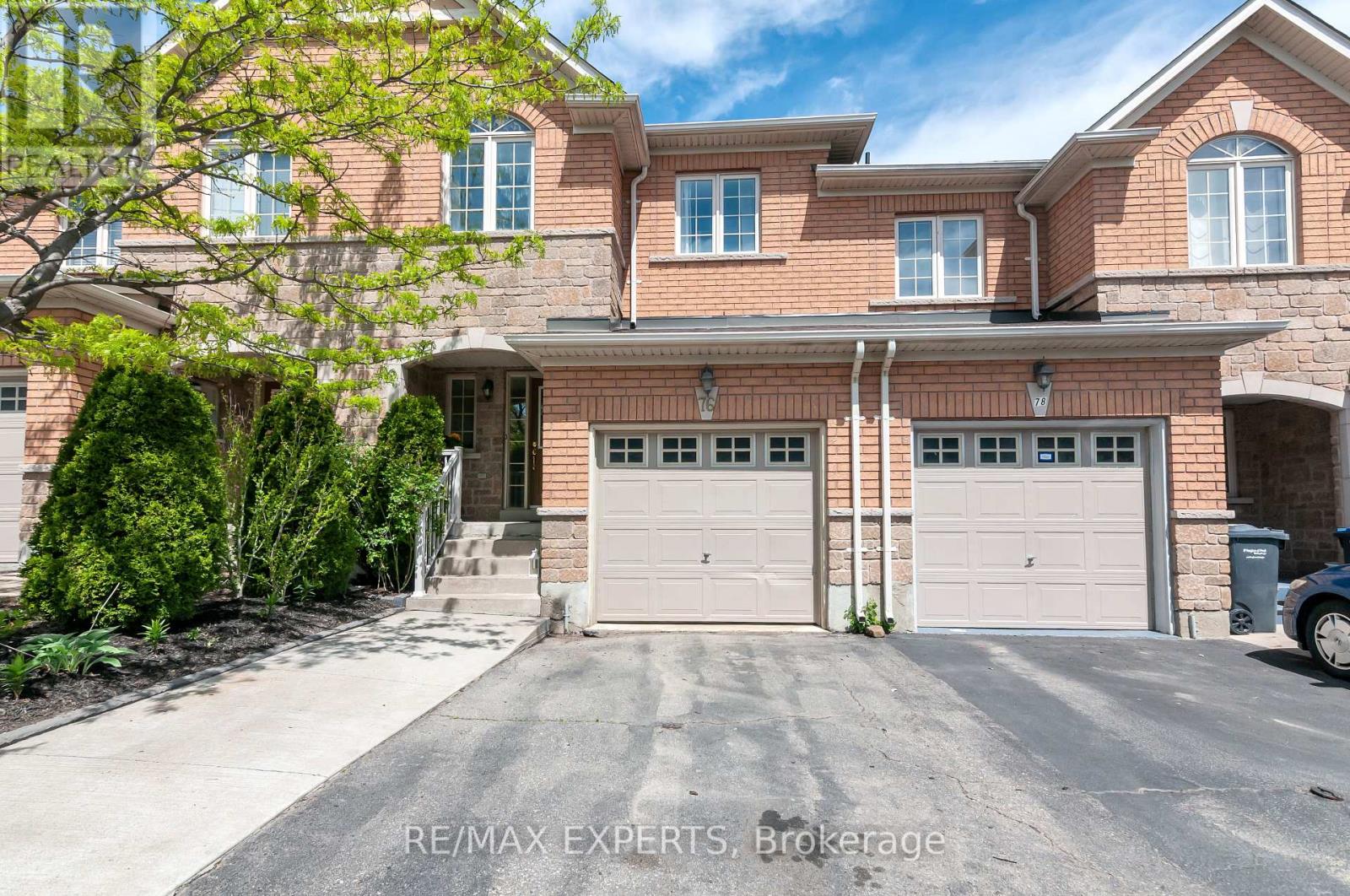 48 - 76 EAGLE TRACE DRIVE, Brampton, Ontario