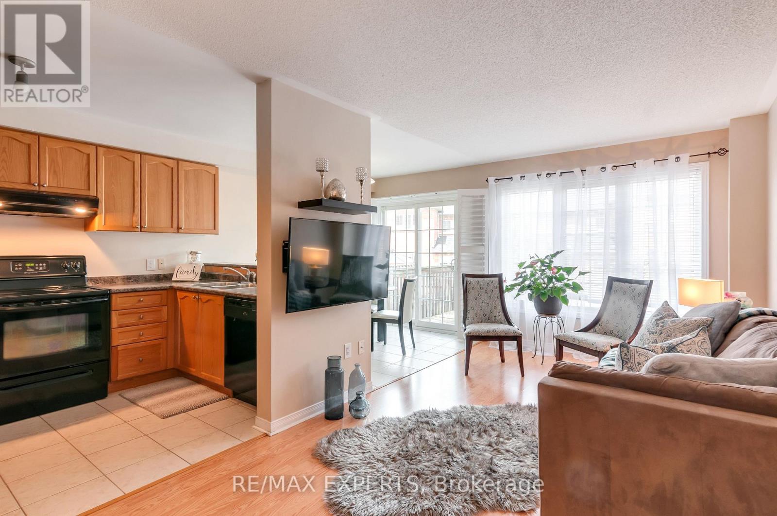48 - 76 Eagle Trace Drive, Brampton, Ontario  L6R 0M4 - Photo 16 - W12211775