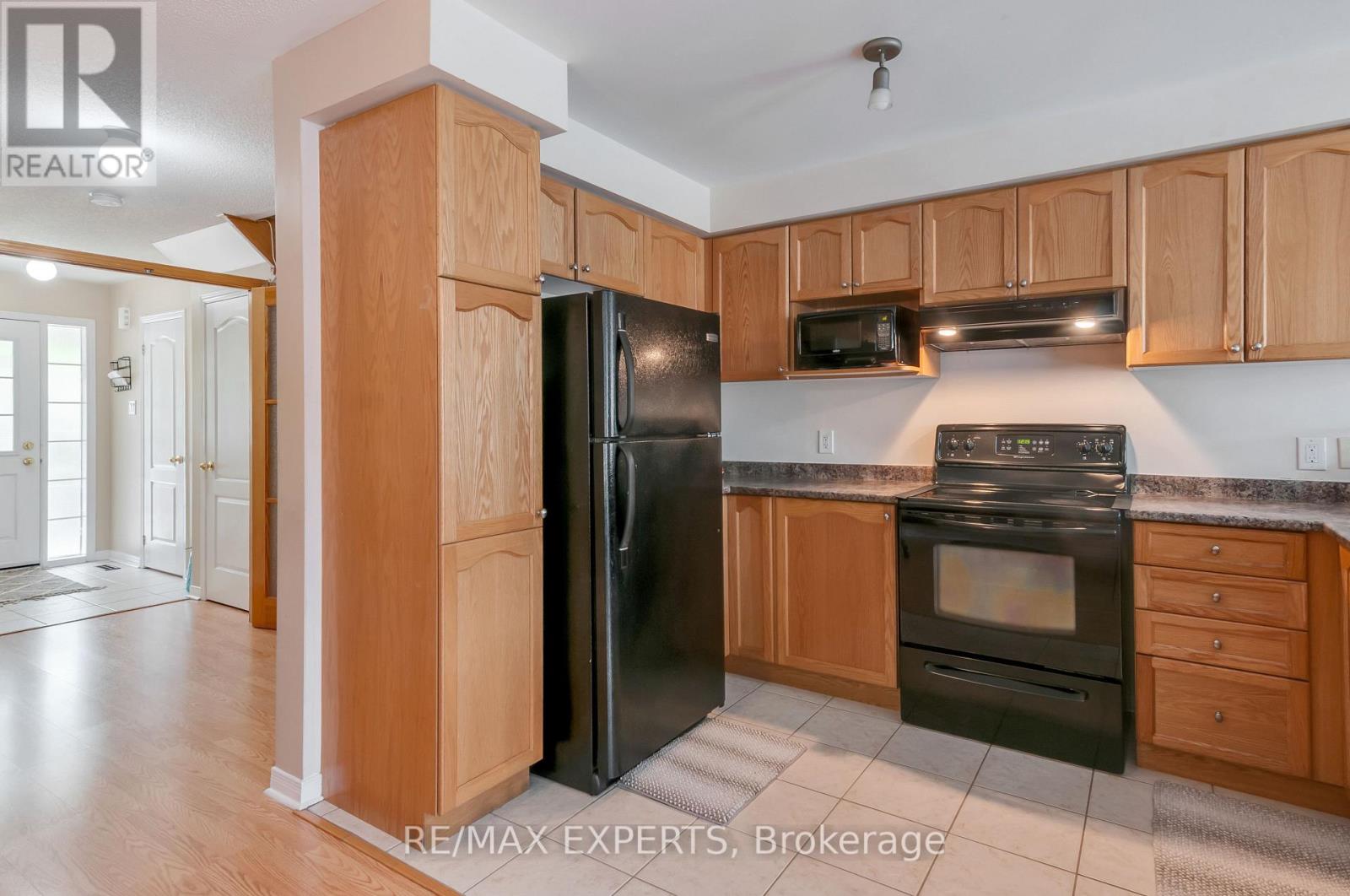 48 - 76 Eagle Trace Drive, Brampton, Ontario  L6R 0M4 - Photo 17 - W12211775