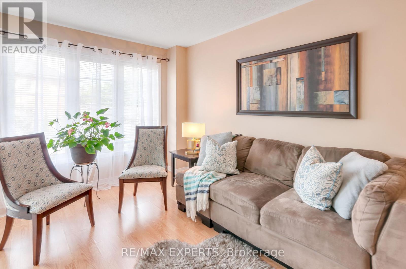 48 - 76 Eagle Trace Drive, Brampton, Ontario  L6R 0M4 - Photo 7 - W12211775