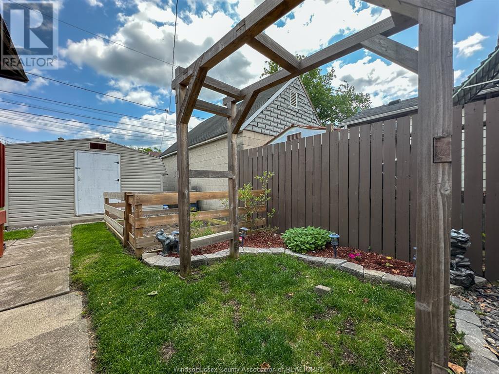 1408 Labadie, Windsor, Ontario  N8Y 4H1 - Photo 21 - 25014587