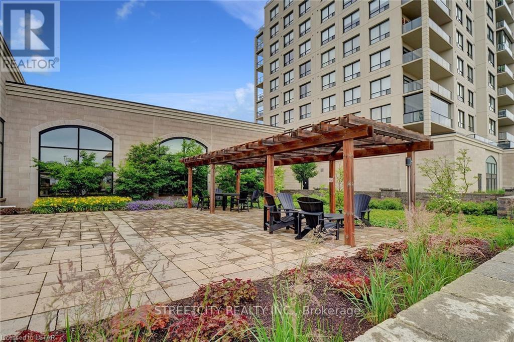 Photo 30 of 36 for 903 - 240 Villagewalk Boulevard N