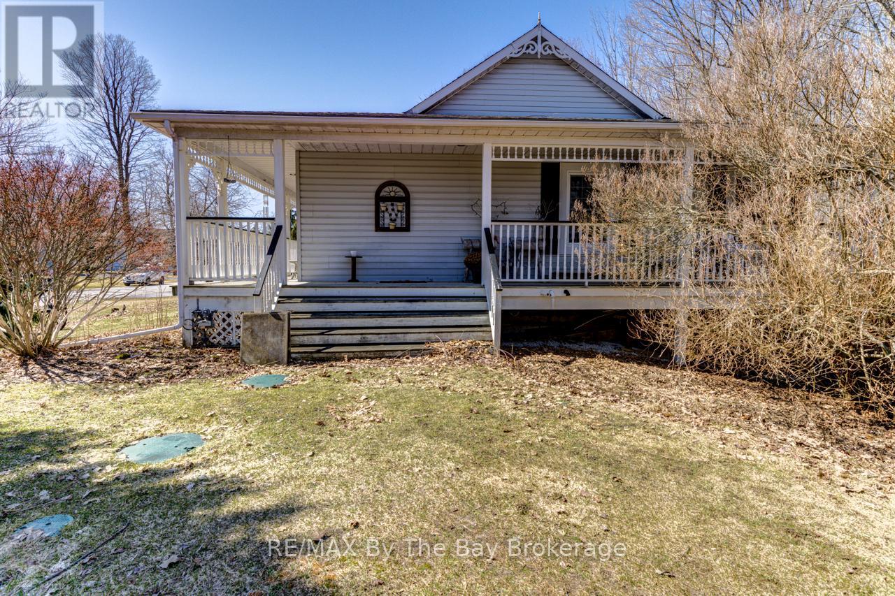 15 Pridham Court, Wasaga Beach, Ontario  L9Z 1M4 - Photo 37 - S12064816