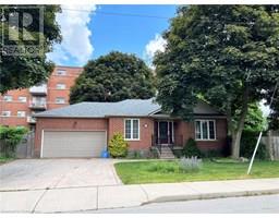 3 INCHLEE Drive, Hamilton, Ontario